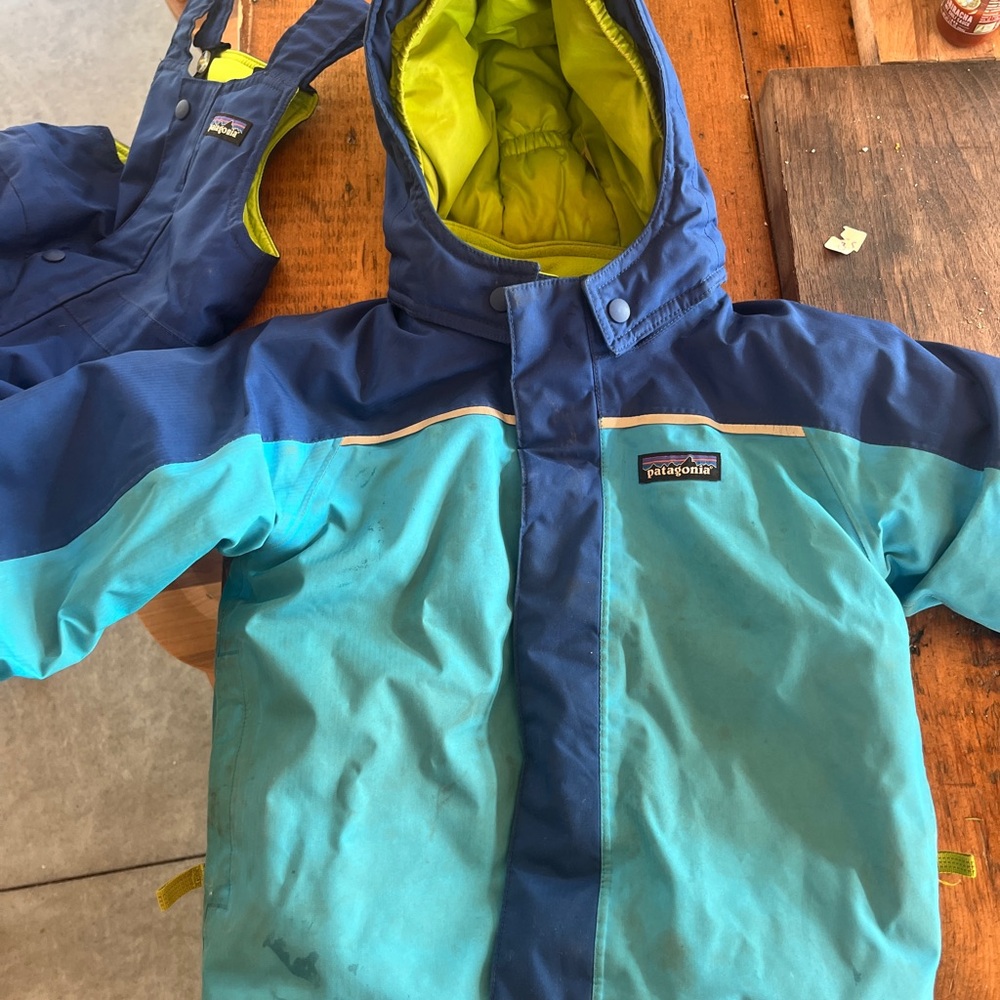 Patagonia Kids Jacket in Vibrant Green and Blue
